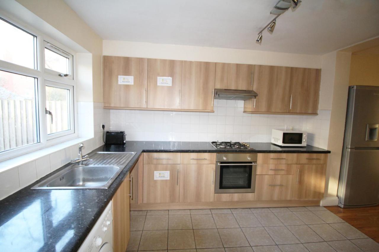 Flexistay Tooting Studios Лондон Экстерьер фото